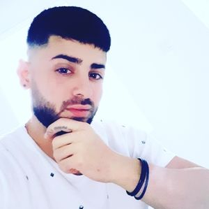 Meet your Posher, Alexandro